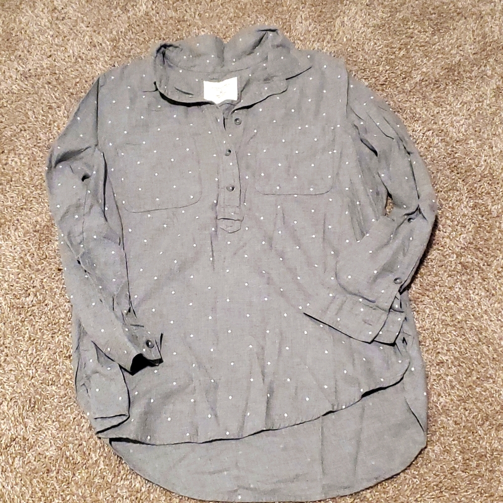 EUC Gray Super Soft Long Sleeve Button Up Tunic Shirt